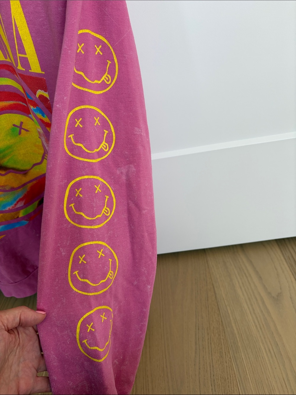 NIRVANA Magenta Crewneck with Yellow Logo - Picture 2 of 3